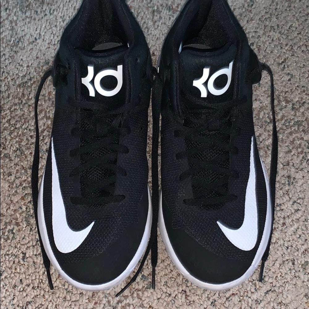 FLASH SALE NWOT Nike KD’s